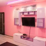 Nicole Apartman *